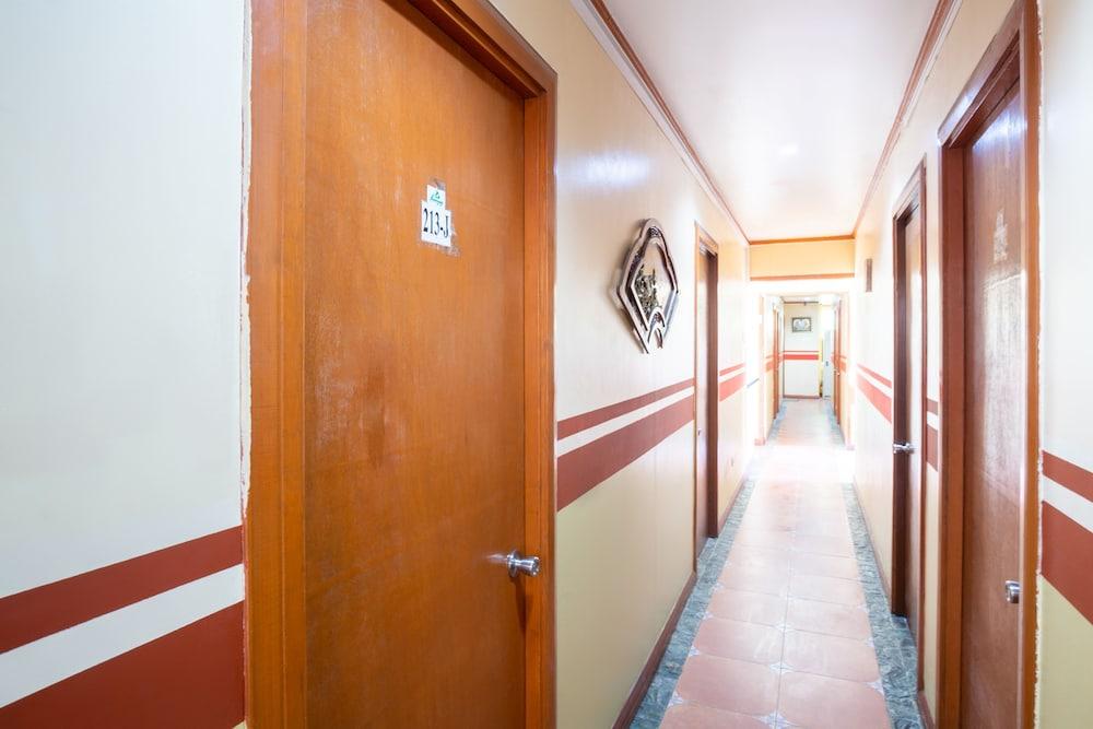 Reddoorz At Maanyag Pension House Mandaue Себу Экстерьер фото